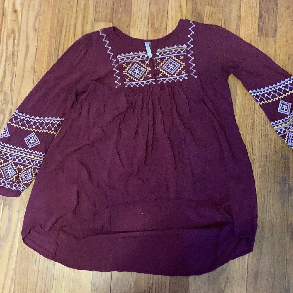 Women’s shirt
